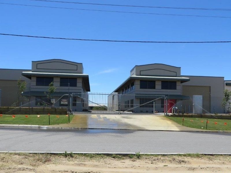 1/51 Howson Way, Bibra Lake WA 6163