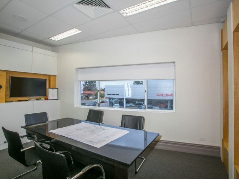 102 Stirling Highway, Nedlands WA 6009