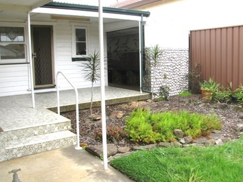 114 Hillcrest Avenue, Hurstville Grove NSW 2220