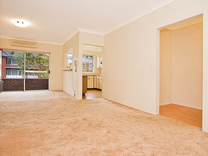 7/30 Hampton Court Road, Carlton NSW 2218