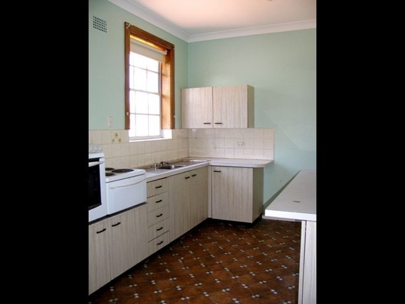 21 Thomas Street, Hurstville NSW 2220