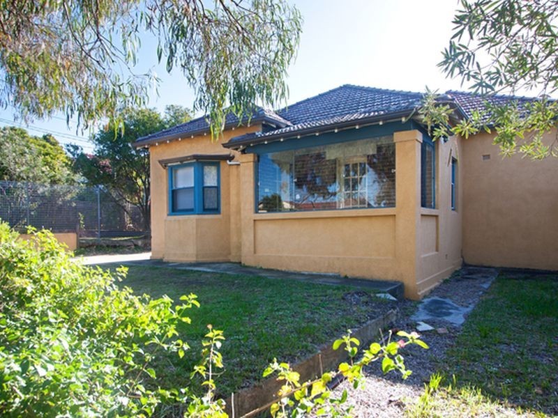 197 Connells Point Road, Connells Point NSW 2221