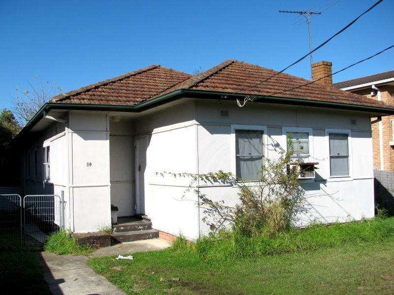 30 Waitara Parade, Hurstville Grove NSW 2220