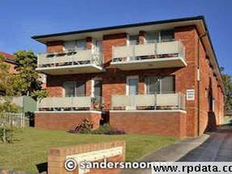 1/30 Graham Road, Narwee NSW 2209