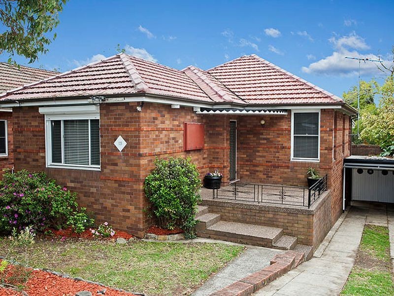 129 Hurstville Rd, Oatley NSW 2223