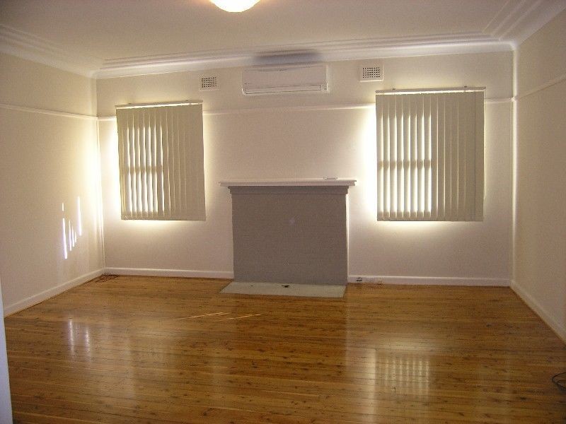 62 Barnards Ave, Hurstville NSW 2220