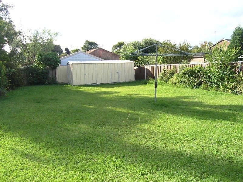 62 Barnards Ave, Hurstville NSW 2220