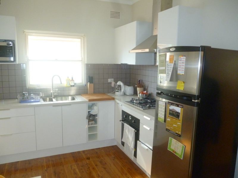 11 Warraroong Street, Beverly Hills NSW 2209