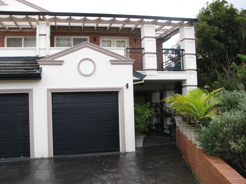 10 Locksley Rd, Bexley NSW 2207