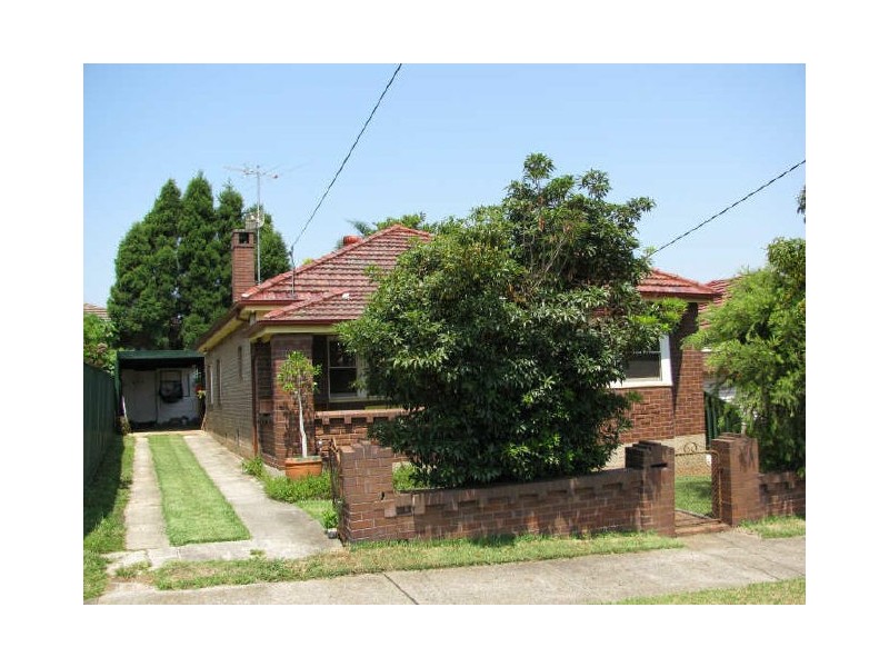 5 Locksley Rd, Bexley NSW 2207