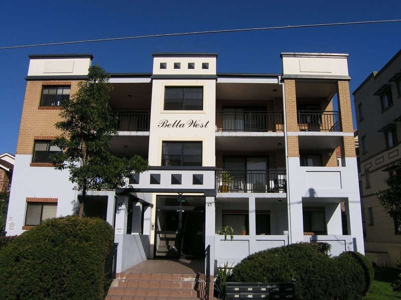 6/43-45 West Street, Hurstville NSW 2220