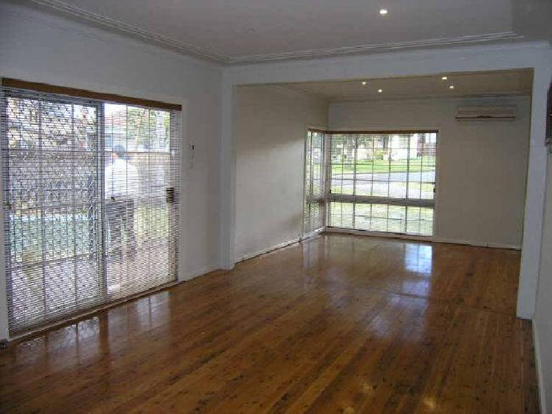 7 Stephen St, Penshurst NSW 2222