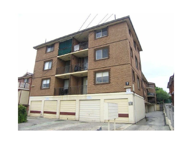 22/7 Myers Street, Roselands NSW 2196