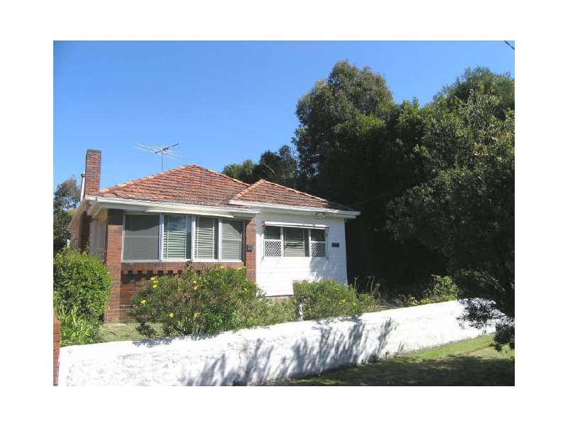 33 Hampden Street, Beverly Hills NSW 2209