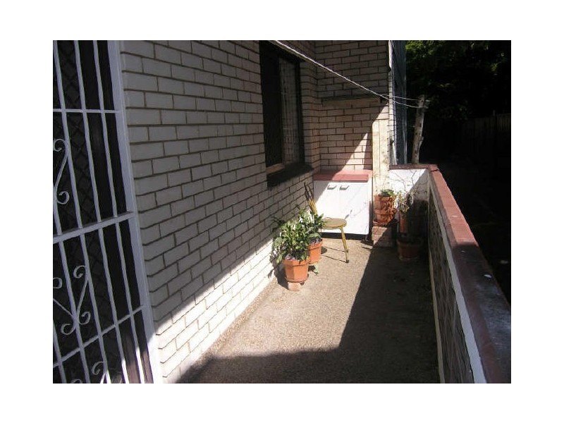 8/3 Jubilee Avenue, Carlton NSW 2218