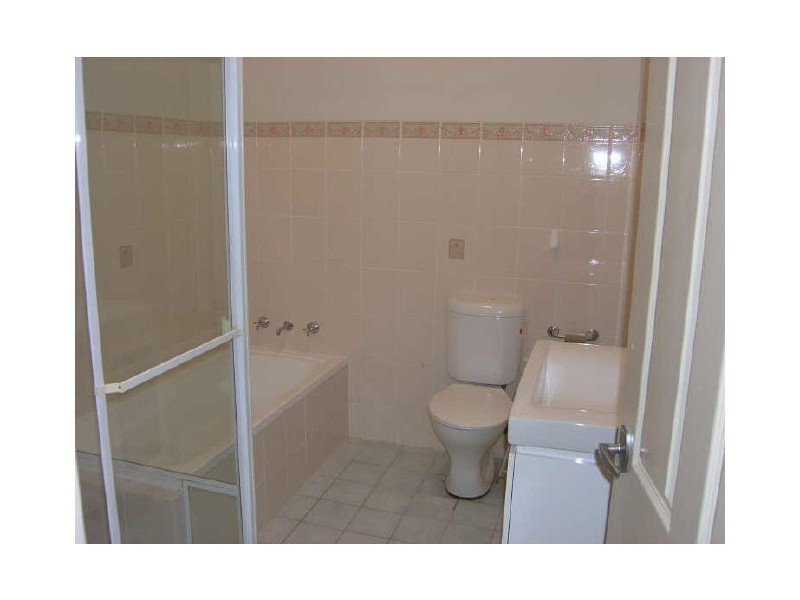 6/90 Gloucester Road, Hurstville NSW 2220