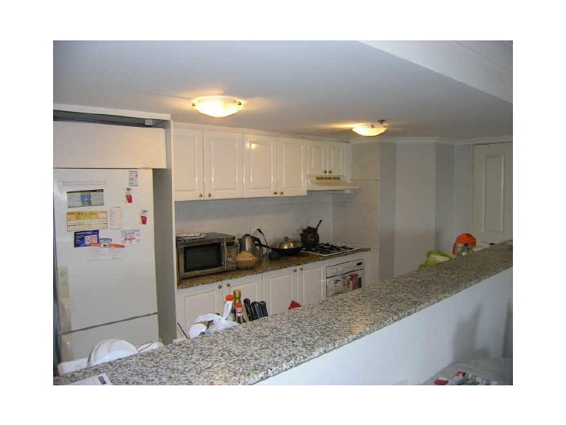 2/107 Forest Road, Hurstville NSW 2220