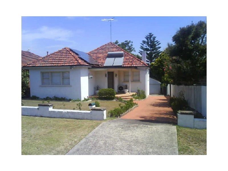 1 Dewrang Street, Carss Park NSW 2221