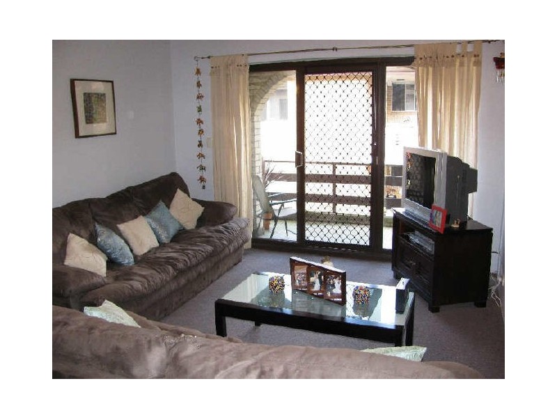 10/48-50 Hampton Court Road, Carlton NSW 2218