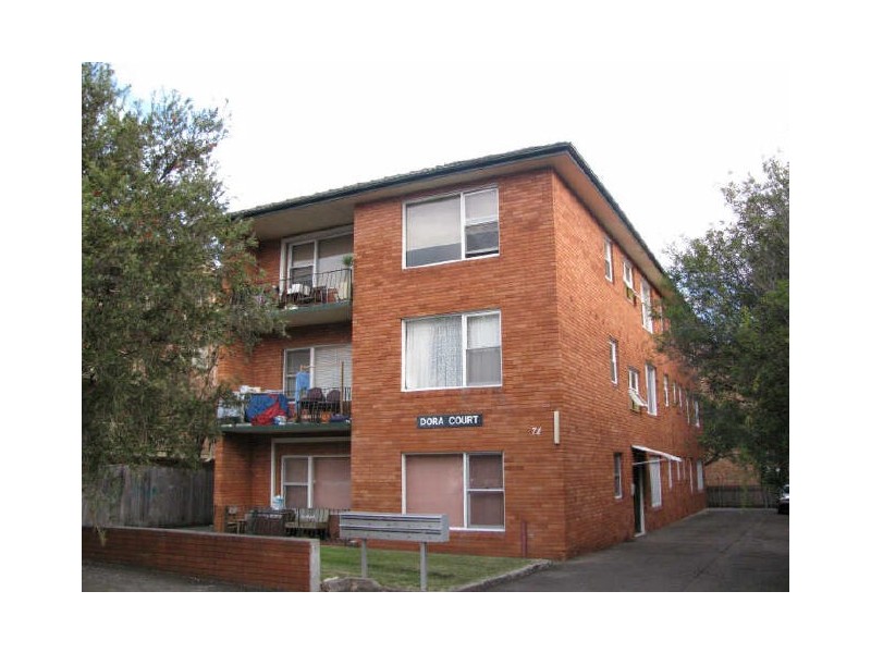 2/71 Dora Street, Hurstville NSW 2220