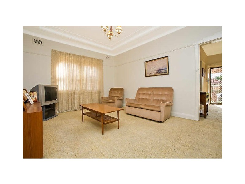 51 Bristol Road, Hurstville NSW 2220