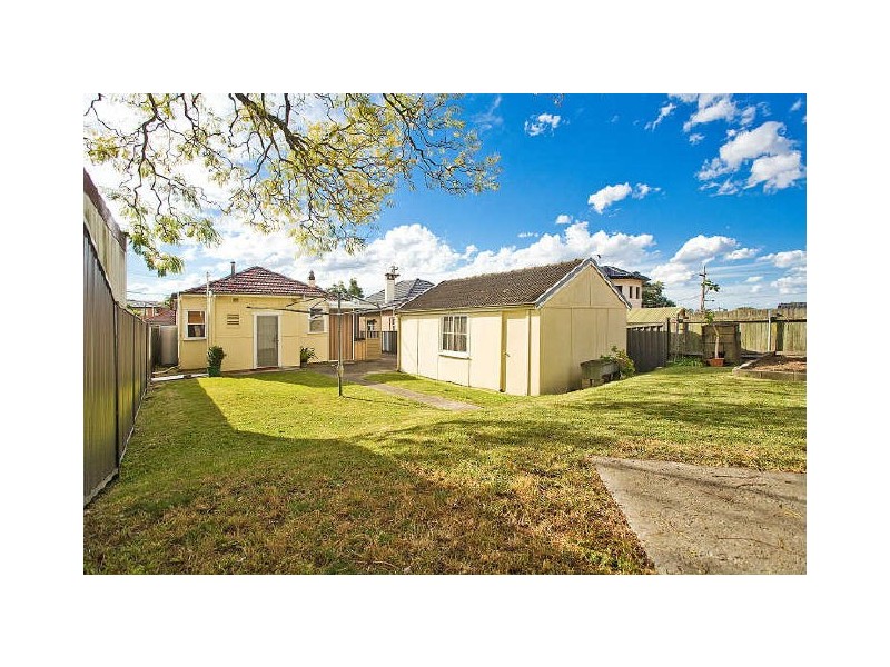 51 Bristol Road, Hurstville NSW 2220