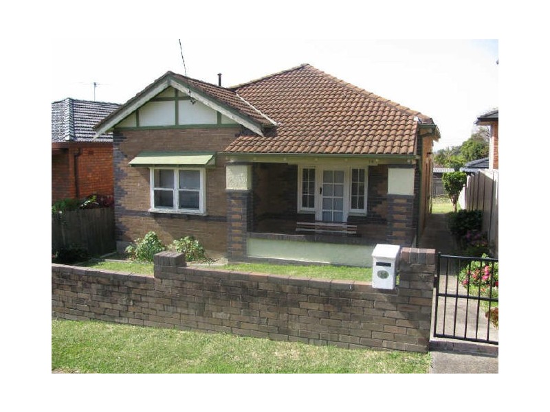 14 Cronulla Street, Carlton NSW 2218