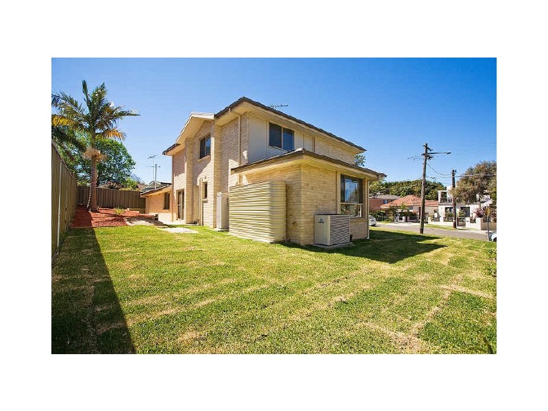 75 Hurstville Rd, Hurstville Grove NSW 2220