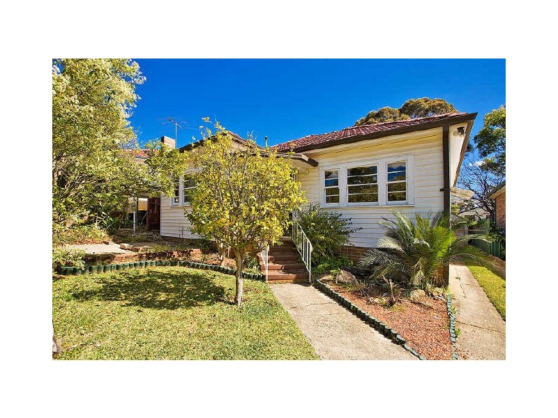 7 Warraba Street, Hurstville NSW 2220