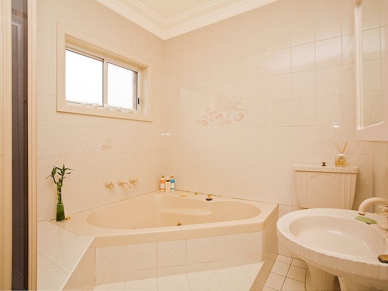 16B Harrow Street, Sylvania NSW 2224