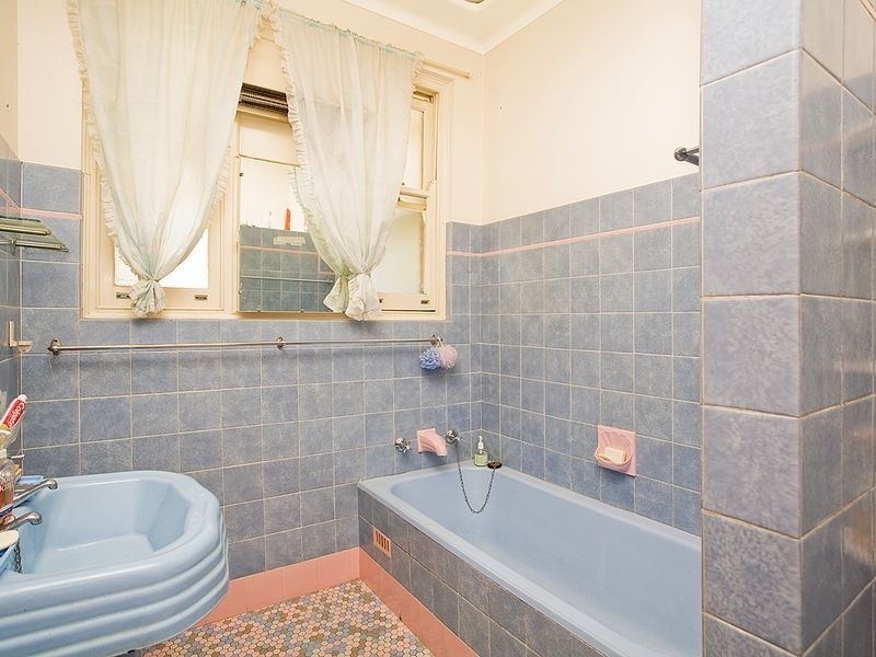 14 Faye Avenue, Blakehurst NSW 2221