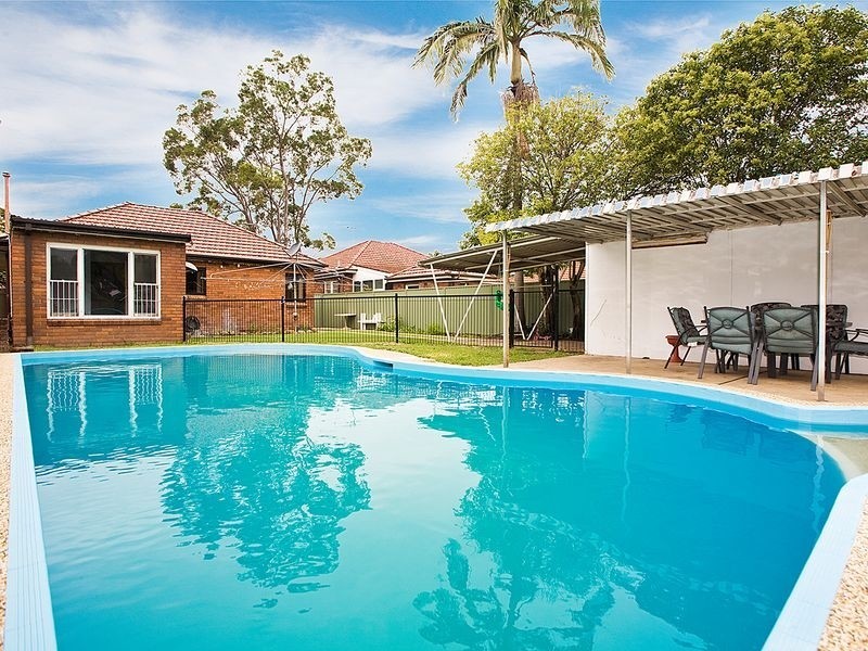 60 Tallawalla Street, Beverly Hills NSW 2209