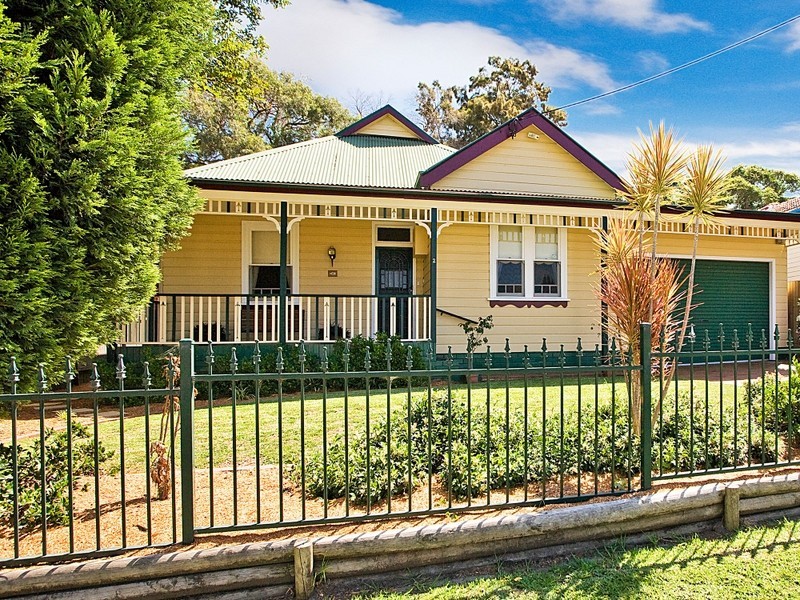 2 Faye Avenue, Blakehurst NSW 2221