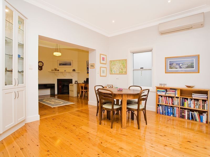 98 Carrington Avenue, Hurstville NSW 2220