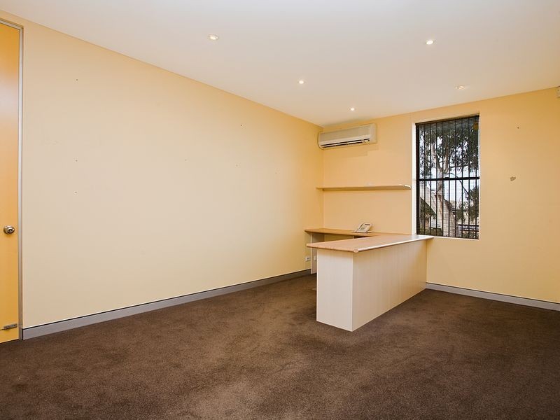 1/16 Stanley Street, Peakhurst NSW 2210