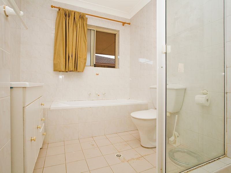 8/76-78 Queens Road, Hurstville NSW 2220