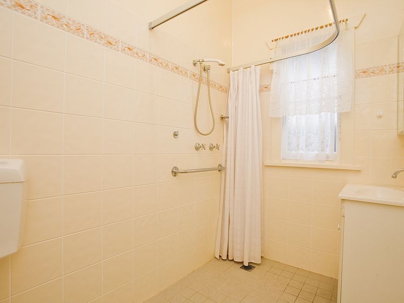 114 Hillcrest Avenue, Hurstville Grove NSW 2220