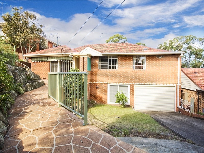 11 Faye Avenue, Blakehurst NSW 2221
