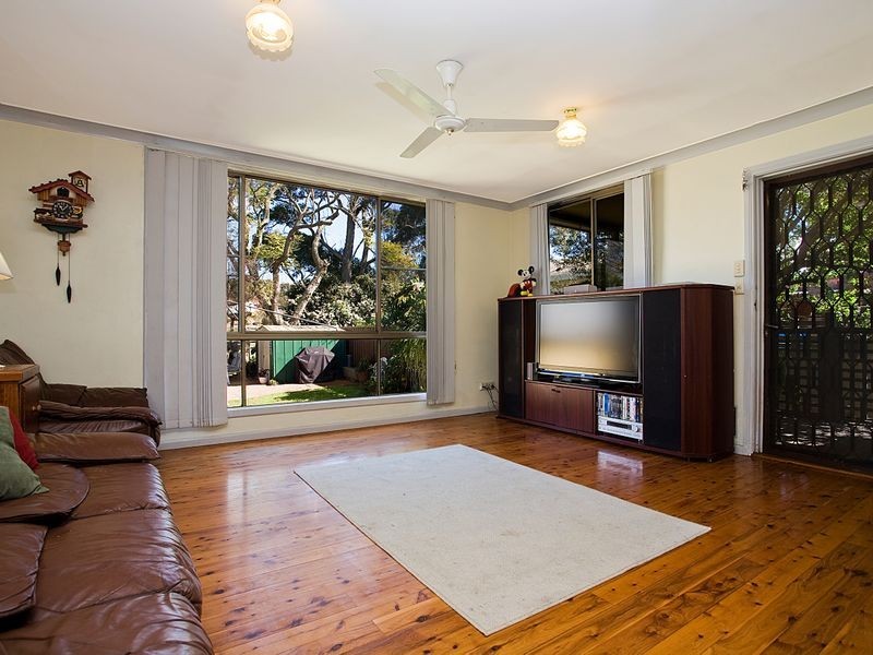 38 Allambee Crescent, Beverly Hills NSW 2209