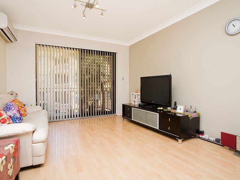 3/50-52 Macquarie Place, Mortdale NSW 2223