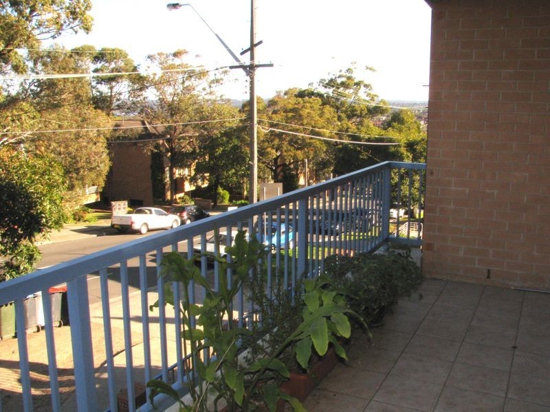 10/1 Hillcrest Avenue, Hurstville NSW 2220