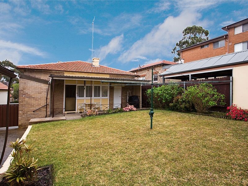 28 Short Street, Carlton NSW 2218