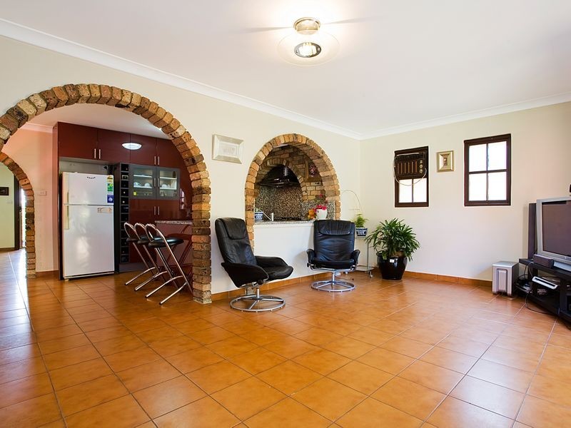 240 Carrington Avenue, Hurstville NSW 2220