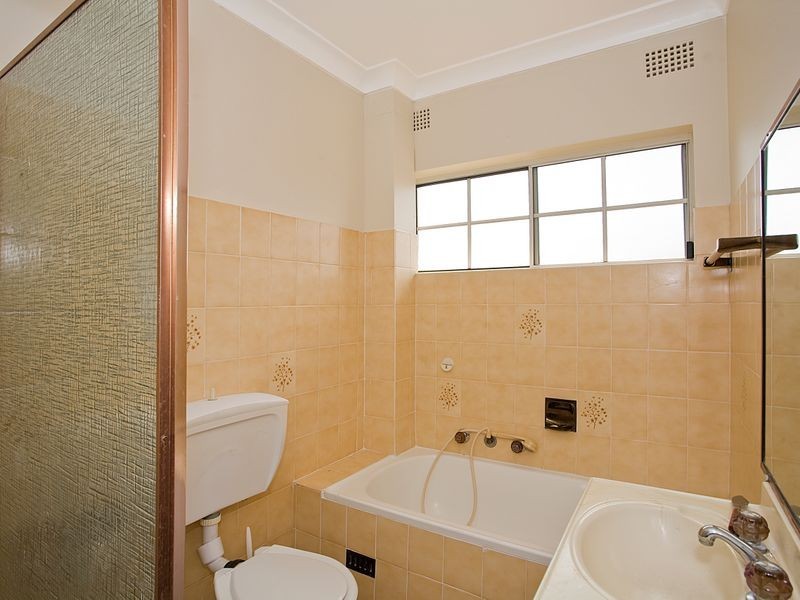 12/2 Connelly Street, Penshurst NSW 2222