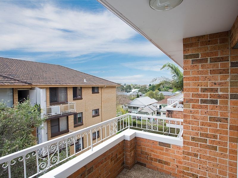 12/2 Connelly Street, Penshurst NSW 2222