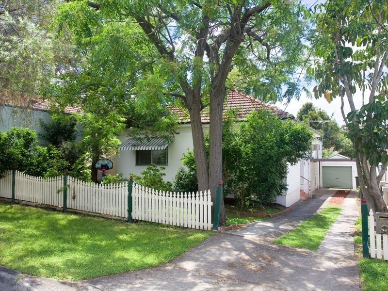 6 Annie Street, Hurstville NSW 2220