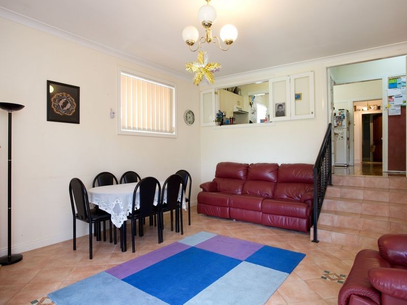 6 Annie Street, Hurstville NSW 2220