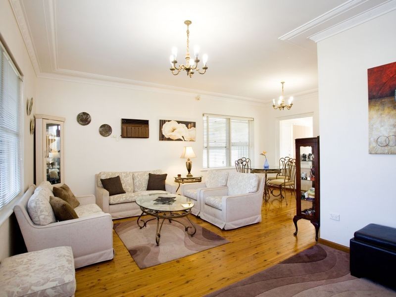 1 Faye Avenue, Blakehurst NSW 2221