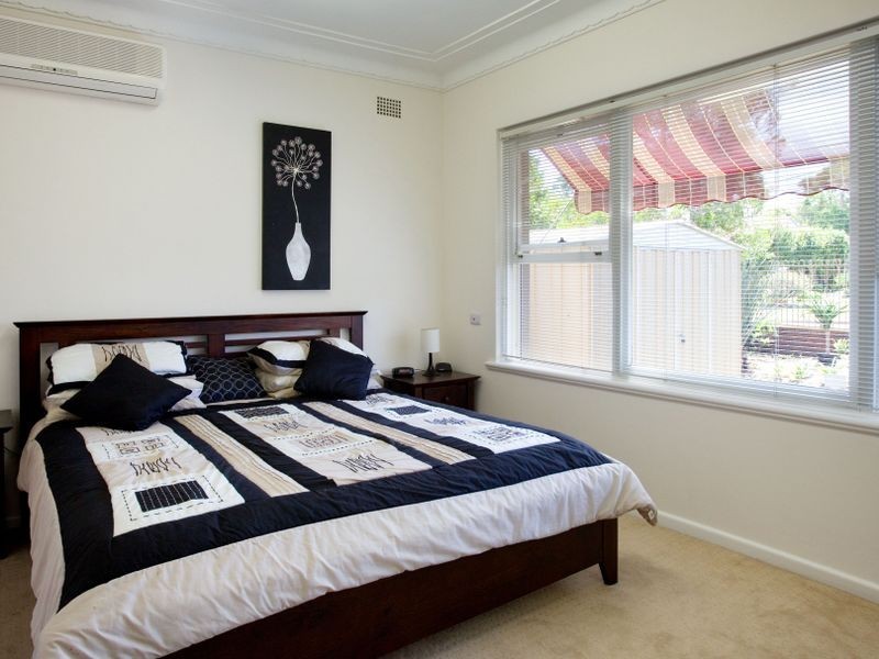 1 Faye Avenue, Blakehurst NSW 2221