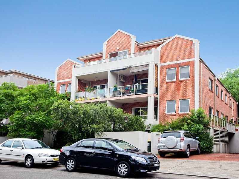 9/15-17 Gordon Street, Hurstville NSW 2220